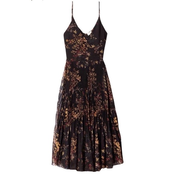 Aritzia Dresses & Skirts - Aritzia Wilfred Beaune Pleated Wrap Midi Dress size XS